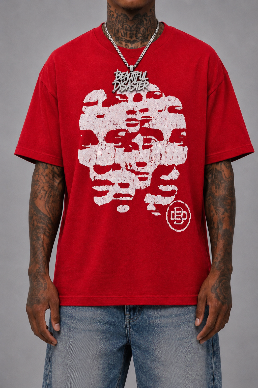 ChasinFaces🎭 - Red